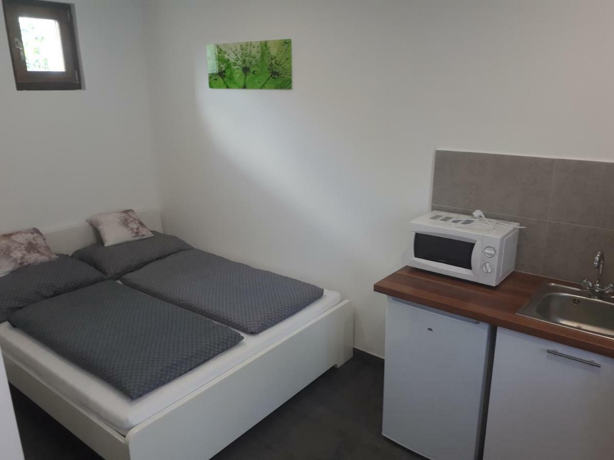 Éden Apartman Hajdúszoboszló Exterior foto